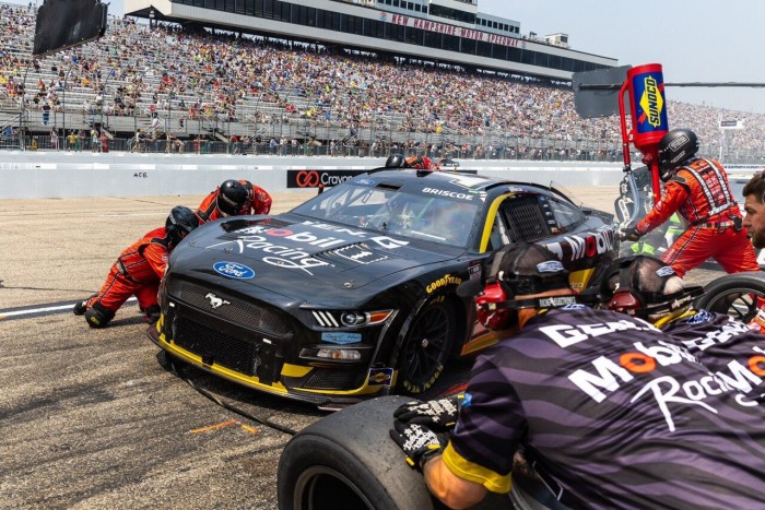 F1QrYysXwAEys3t.jpg 젠지카 대회 주행 사진